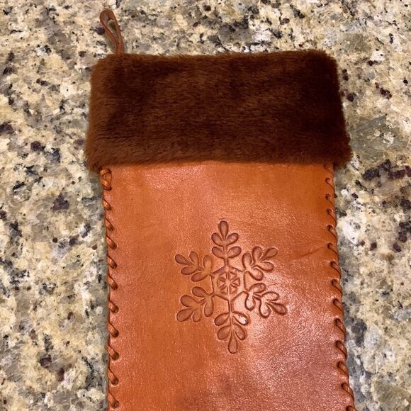 ‎Vintage Leather boho Handmade Christmas Snowflake Brown Fur Tooled Stocking - Picture 5 of 11